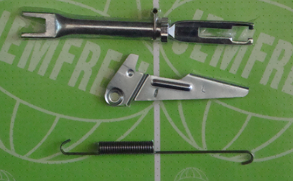 KIT REG. TOYOTA HILUX 2005/... PLATO IZQUIERDO